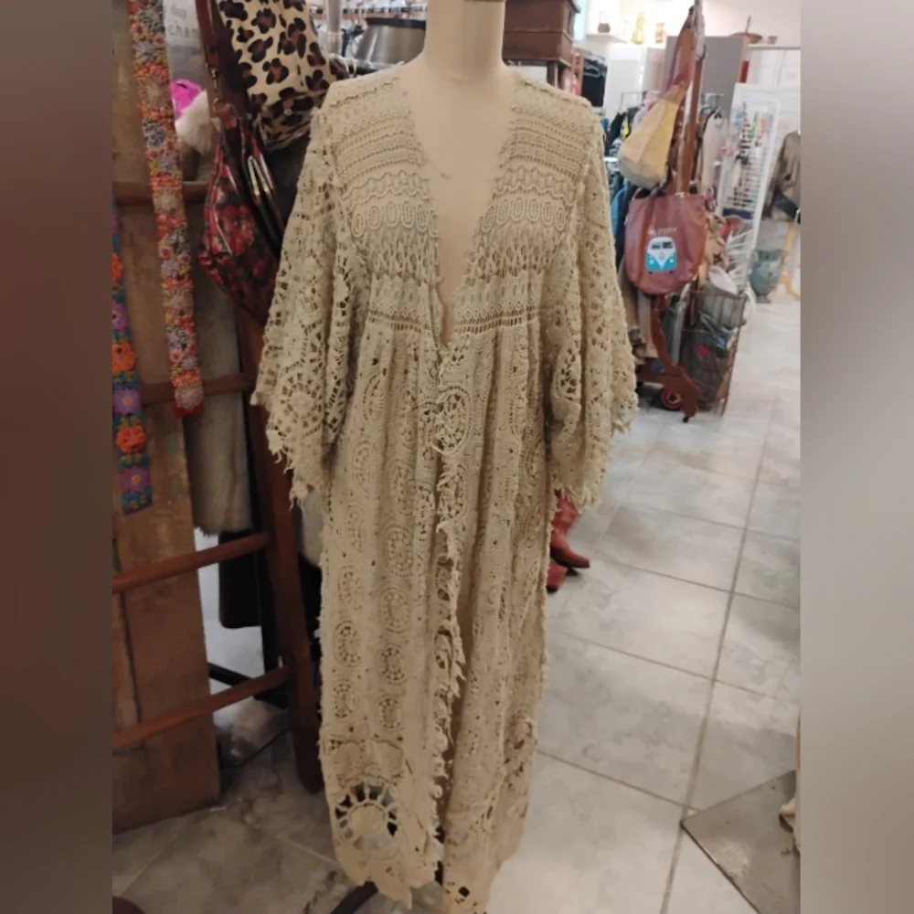 Jaded Gypsy Forever Timeless Crochet Kimono Duster OS NWT - Picture 2 of 15